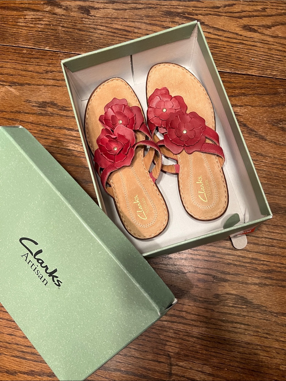 Clarks Brisk Dahlia Fuschia Floral Leather Slide Sandals